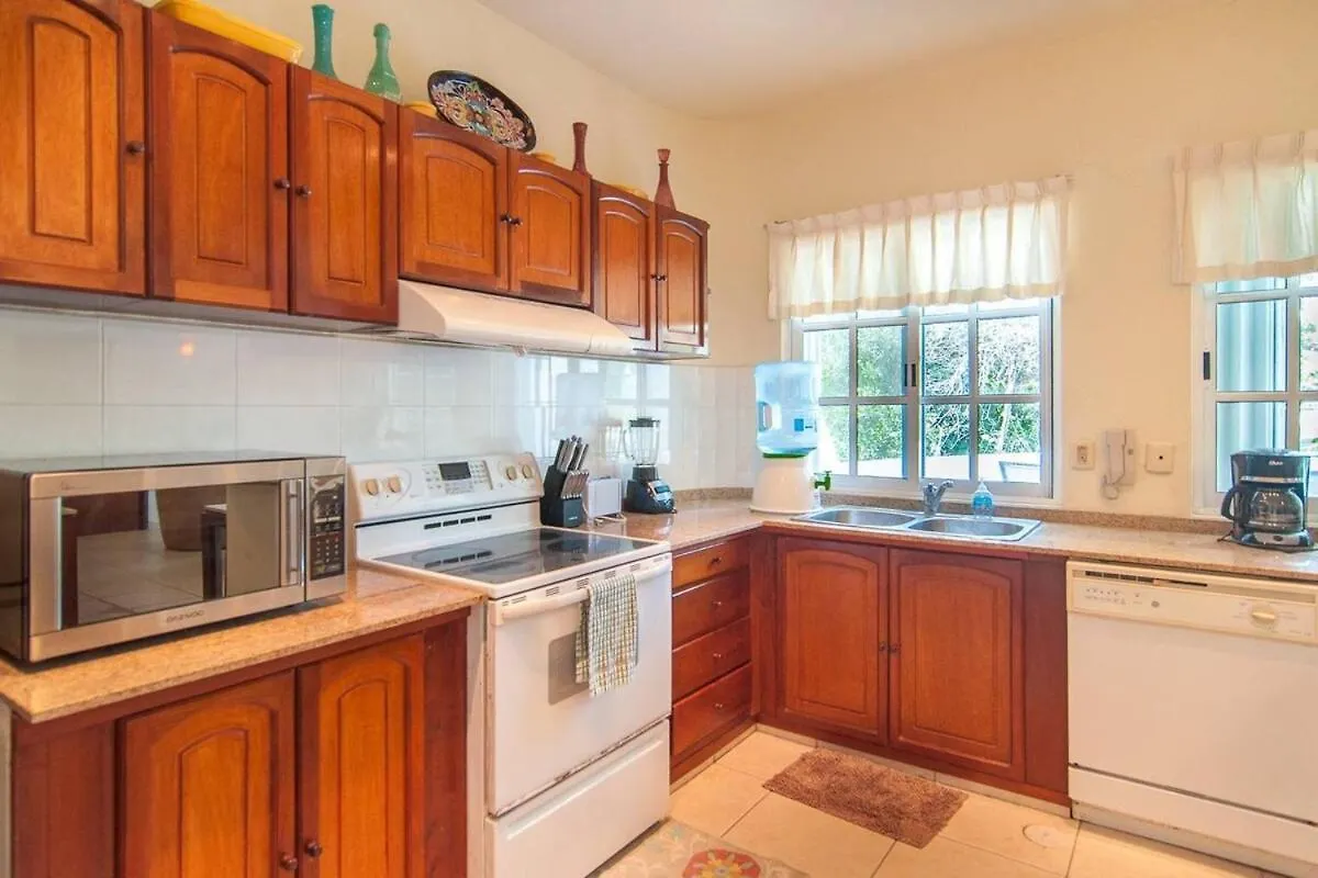 Lovely 4 Bedroom Condo In The Heart Of Downtown Playa del Carmen 0*,  Mexiko