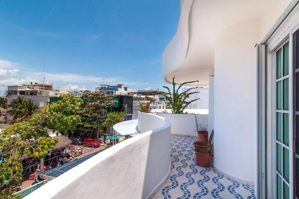 Lovely 4 Bedroom Condo In The Heart Of Downtown Playa del Carmen 0*,  Mexiko