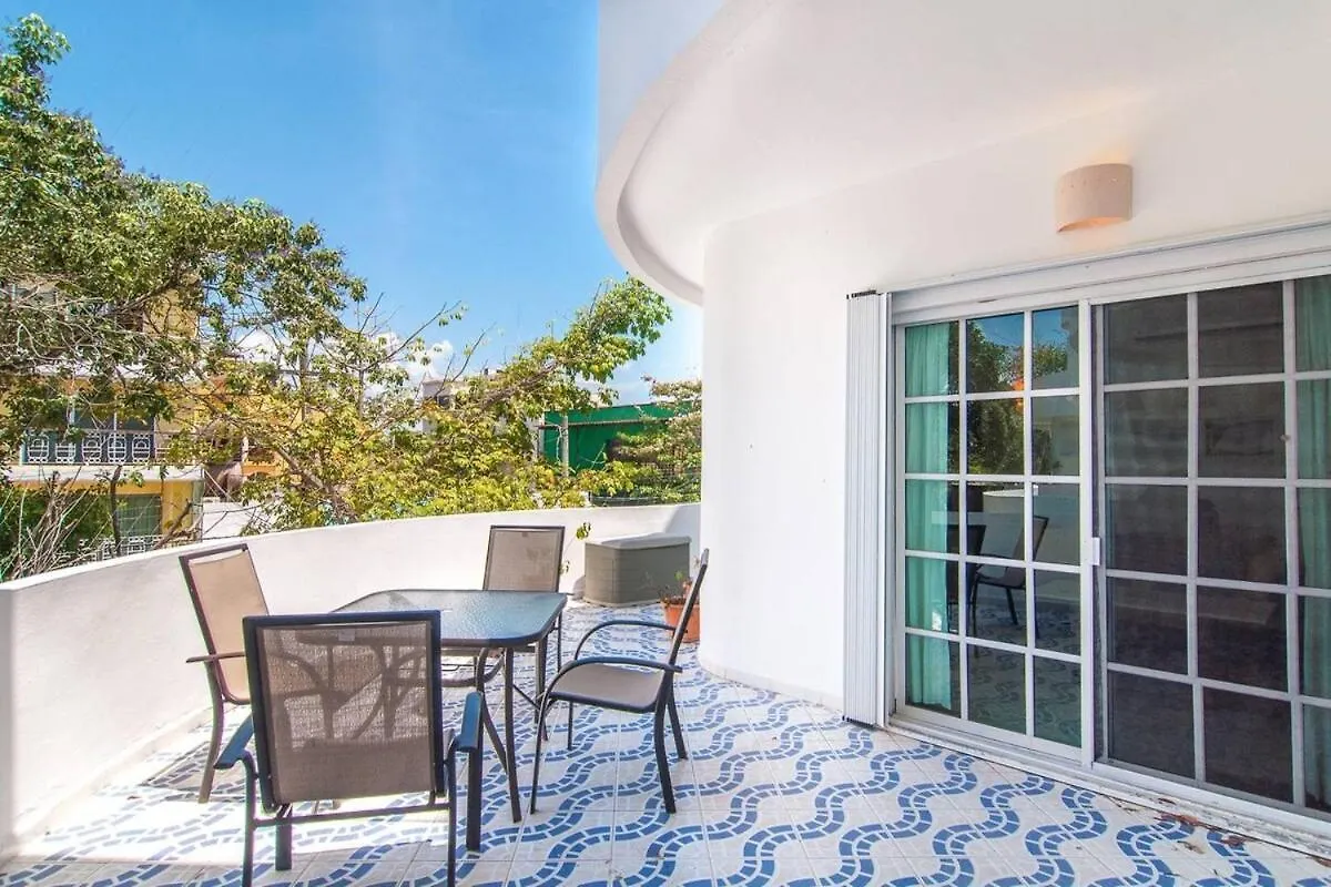 Apartment Lovely 4 Bedroom Condo In The Heart Of Downtown Playa del Carmen