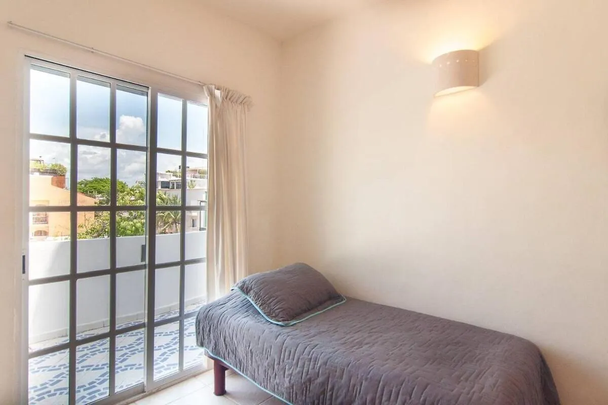 Lovely 4 Bedroom Condo In The Heart Of Downtown Playa del Carmen