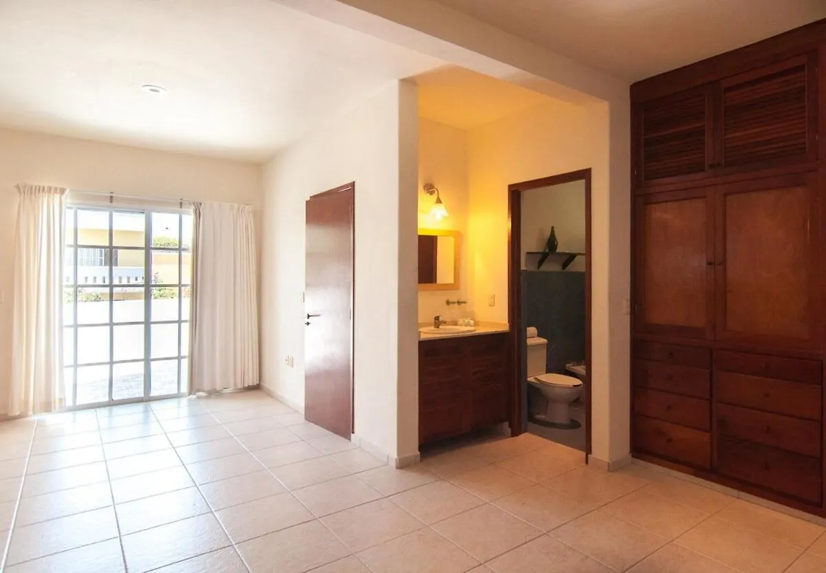Lovely 4 Bedroom Condo In The Heart Of Downtown Playa del Carmen Mexico